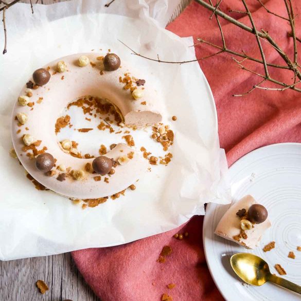 gateau nuage marron et noisette